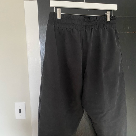 New Balance Black Drawstring Waist Joggers Size Small - Picture 4 of 6